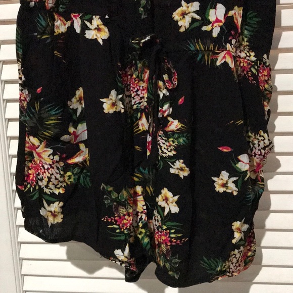 Romper - Picture 3 of 3